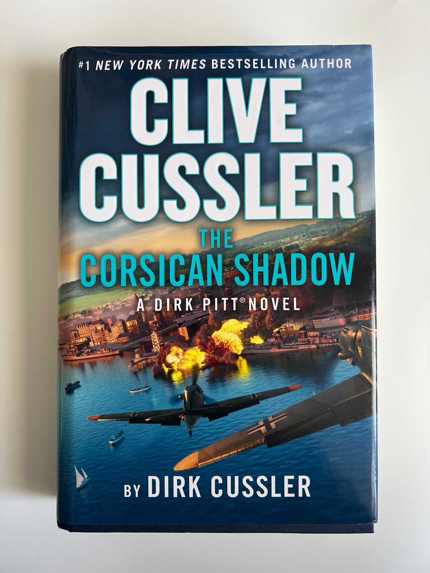 The Corsican Shadow - Clive Cussler and Dirk Cussler