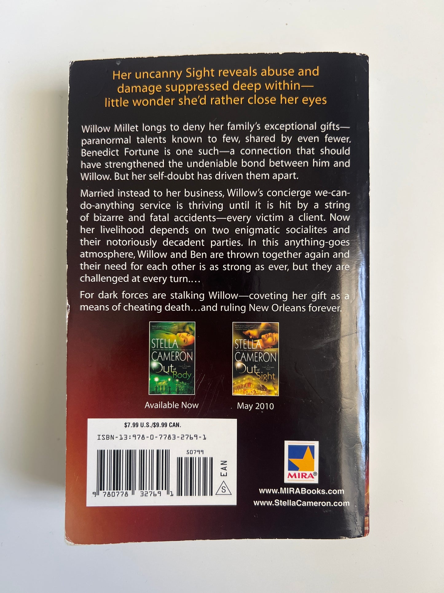 Out of Mind - Stella Cameron