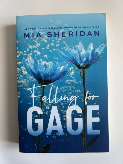 Falling for Gage - Mia Sheridan