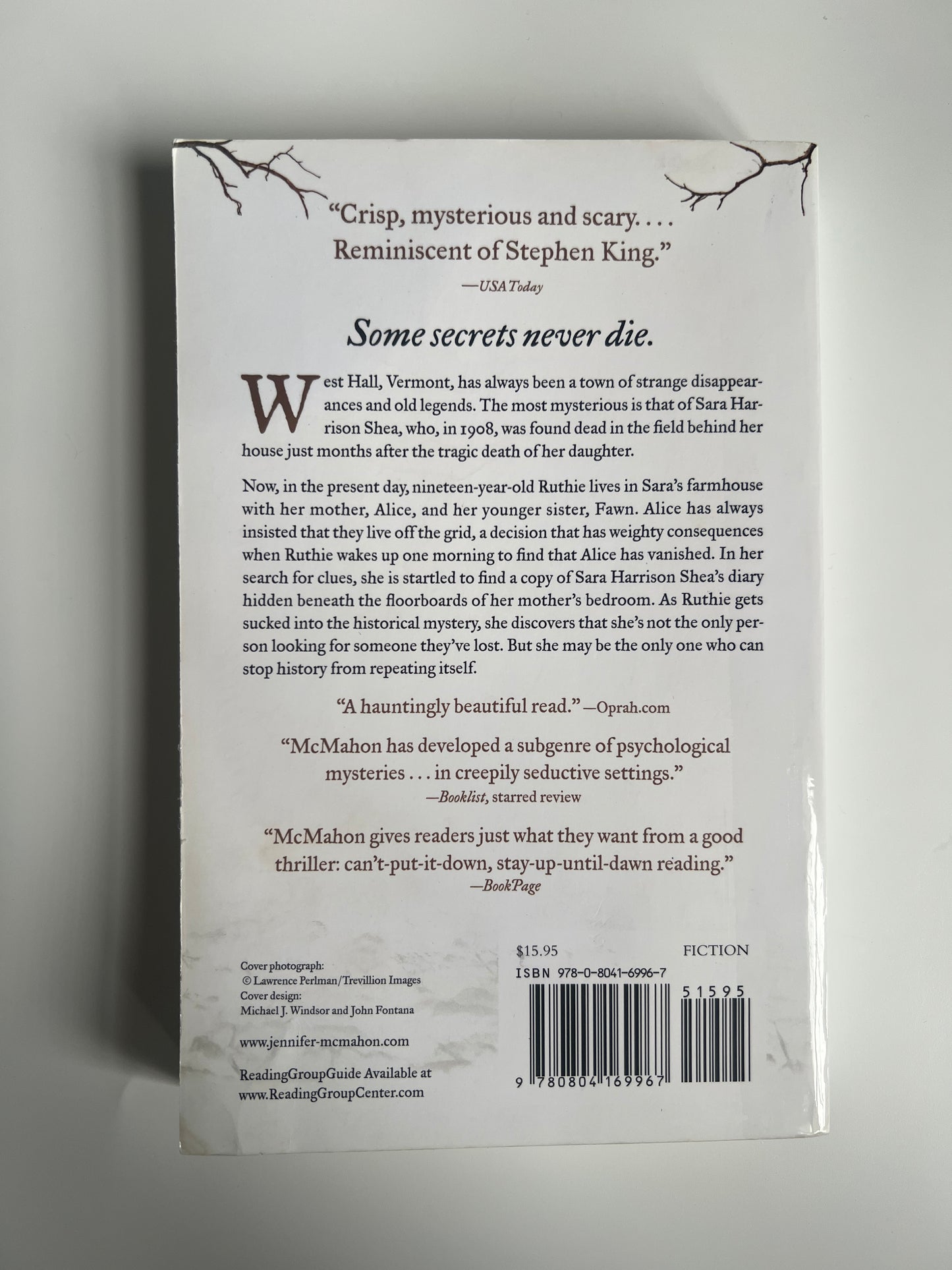 The Winter People: A Suspense Thriller - Jennifer McMahon