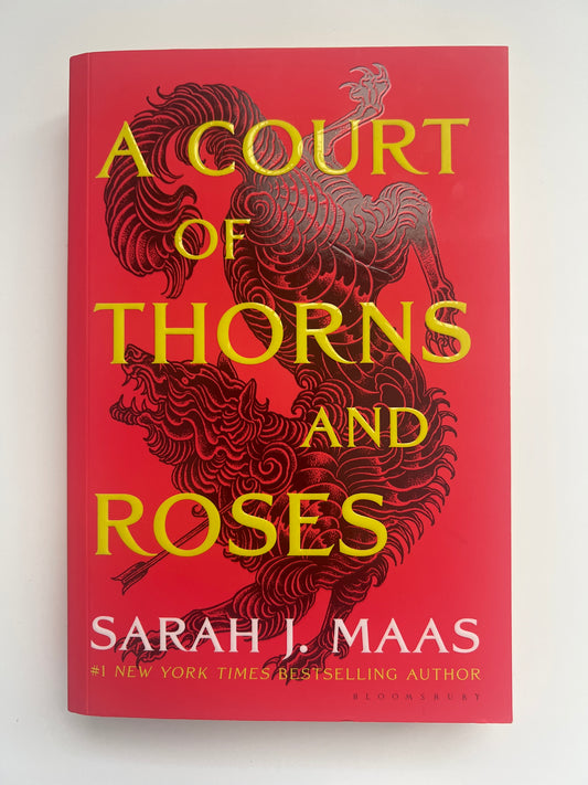 A Court of Thorns and Roses - Sarah J. Maas